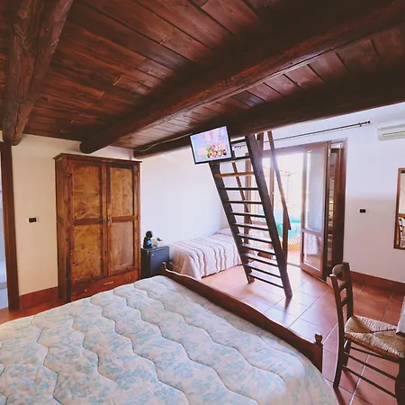 Casale Degli Ulivi *