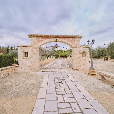 Casale Degli Ulivi * Avola