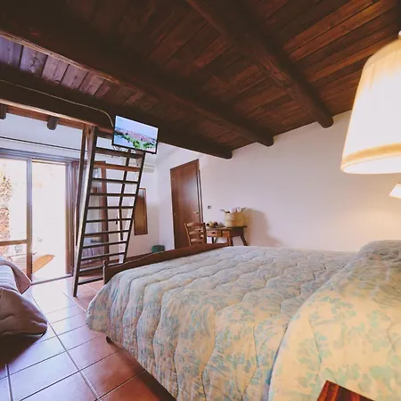 Casale Degli Ulivi * Avola