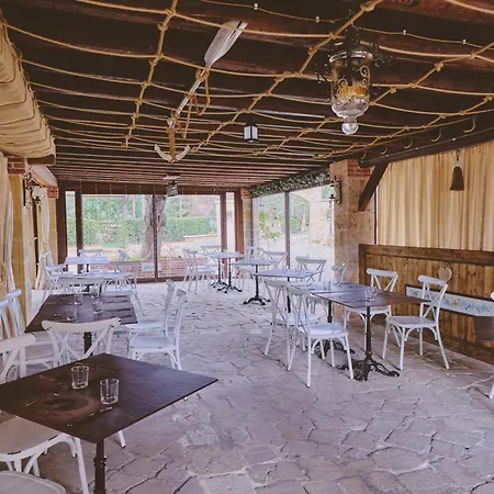 Casale Degli Ulivi Bed & Breakfast