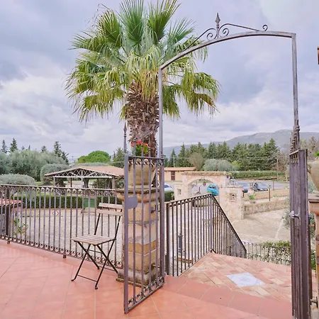 Bed & Breakfast Casale Degli Ulivi